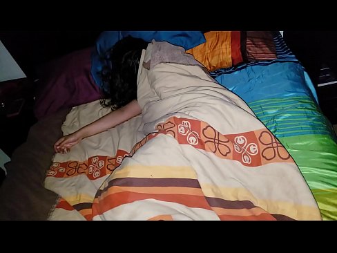 ❤️ Anak tiri memarahi ibu tirinya yang masih muda saat dia tidur. ❤❌ Video sialan pada kami id.full-porner.ru